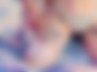 squeezypeach's Live Sex Cam Show