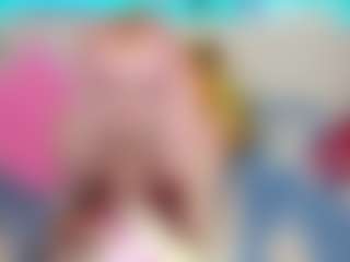squeezypeach's Live Sex Cam Show