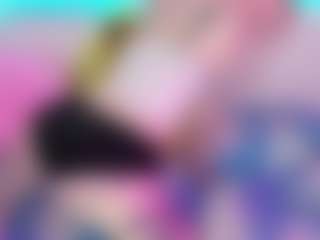 squeezypeach's Live Sex Cam Show