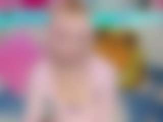 Live cam show with squeezypeach - Baby on fapnchat