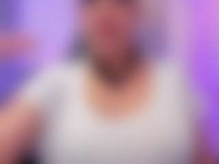 Live cam show with summynov - Middle Aged on makecum.org