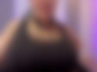 Live cam show with summynov - Mature on Camsoda