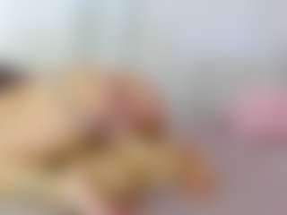 Live cam show with Martina Rossi - Ass Clapping on eurowanks.com