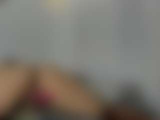 Live cam show with Martina Rossi - Big Ass MILF on Soda Cam