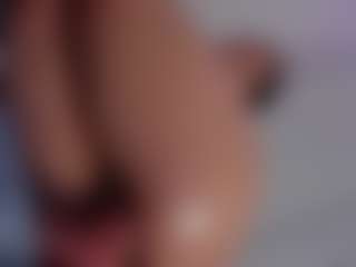 Live cam show with Martina Rossi - Athletic Middle Aged on Camsoda