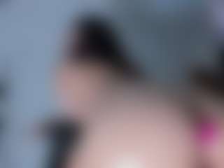 Live cam show with Martina Rossi - Oil on Camsoda