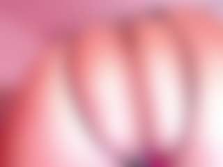 Live cam show with Salome - MILF on crypto-cams