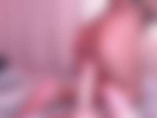Live cam show with Salome - Toys on studioflirtlive.com