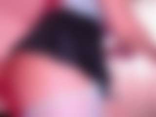 Live cam show with Salome - Mature on Hubzter Live