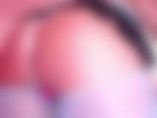 Live cam show with Salome - Curvy on CamwithHer