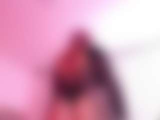 Live cam show with Salome - Spank Mature on Sweet Sext