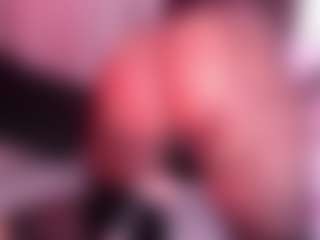 Live cam show with Salome - Shaved Pussy Mature on dropp.cam