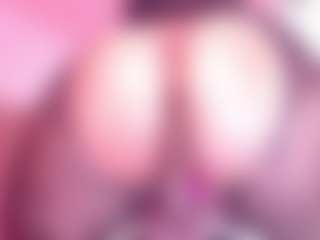 Live cam show with Salome - Sexy on Camsoda Late Night