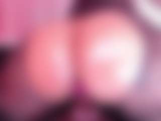 Live cam show with Salome - Full Nudity on Gym Cam Girls
