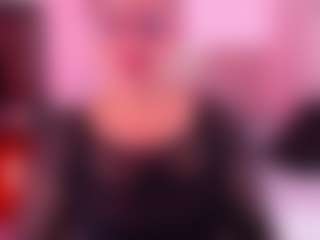 Live cam show with Salome - Flashing on Hubzter Live