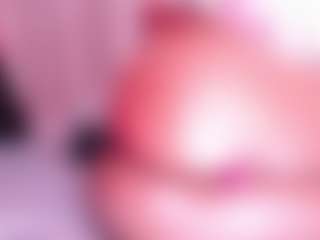 Live cam show with Salome - Public Mature on Soda Cam