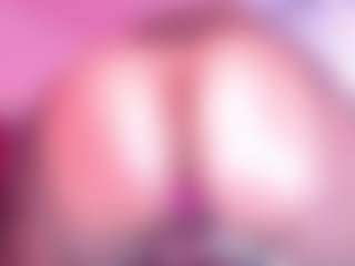 Live cam show with Salome - Oil on camwithhim.com