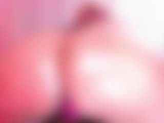 Live cam show with Salome - Oil on Camsoda