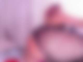Live cam show with Salome - Public MILF on TeamSkeetLive
