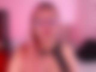 Live cam show with Salome - Mature on camtv