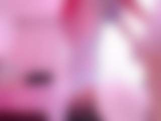 Live cam show with Salome - Mature MILF on CamwithHer