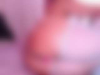 Live cam show with Salome - Public on Camsoda