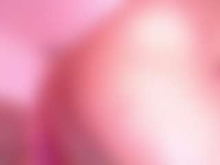 Live cam show with Salome - Oil on Mixed Magazine Live