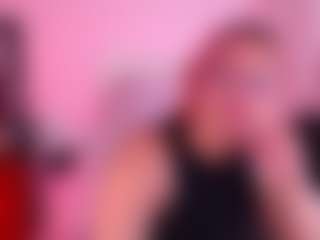 Live cam show with Salome - Middle Aged on fapnchat