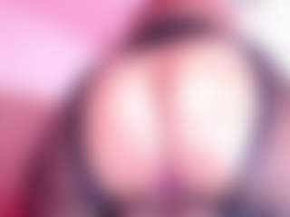 Live cam show with Salome - Orgasm on Camsoda