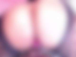 Live cam show with Salome - Squirt on Camsoda