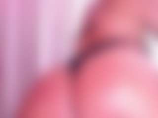 Live cam show with Salome - BBW on Camsoda