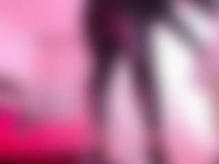 Salome MILF webcam performer live streaming