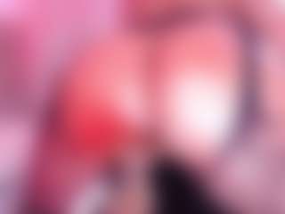 Live cam show with Salome - Spank Curvy on Camsoda