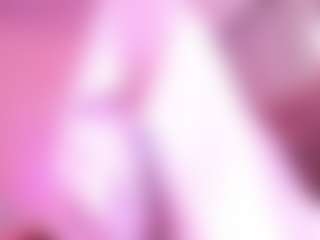 Salome MILF webcam performer live streaming