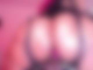 Live cam show with Salome - Natural on CSO-WL