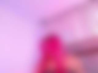 Live cam show with Salome - Public on instabang