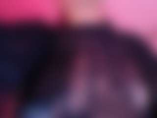 Live cam show with Salome - Shaved Pussy Mature on Pornisteam.com