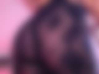 Live cam show with Salome - Control on Camsoda