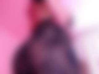 Live cam show with Salome - Public MILF on Camsoda