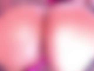 Live cam show with Salome - Mature on TottyGirls