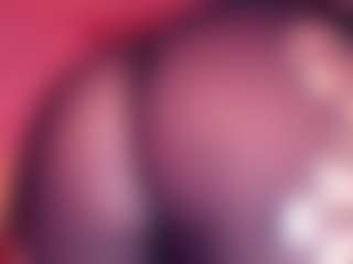Live cam show with Salome - Sexy on CamClone