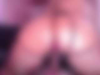 Live-camshow met Salome - Toys MILF op Camsoda