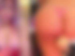 Live cam show with sara-seexy - Moaning on Latina Girls