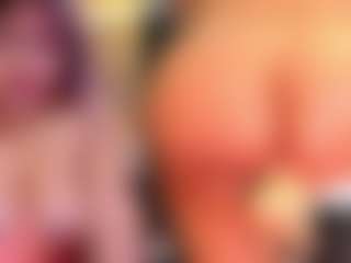 sara-seexy's Live Sex Cam Show