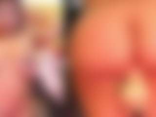 sara-seexy's Live Sex Cam Show