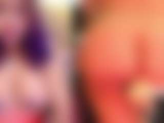 sara-seexy's Live Sex Cam Show