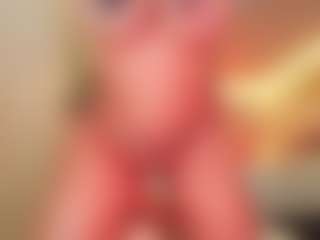 Live cam show with sara-seexy - BBW on WildCum