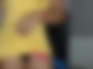 Live cam show with briannalorens - Public on sexylive.show