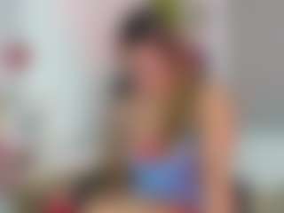 Live cam show with briannalorens - Living Room on Streamer API