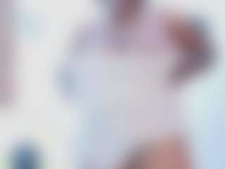 Live cam show with Harley evans - Shaved Pussy on CamwithHer